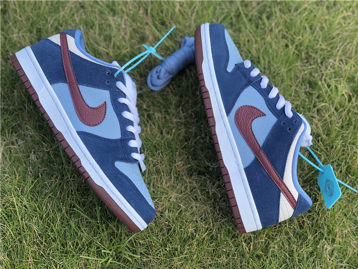 Nike SB Dunk Low - 20th Year