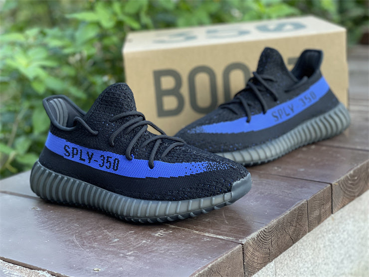 Yeezy 350 - Dazzling Blue