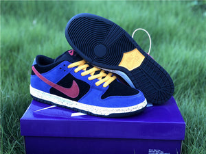 Nike SB Dunk Low - ACG Terra