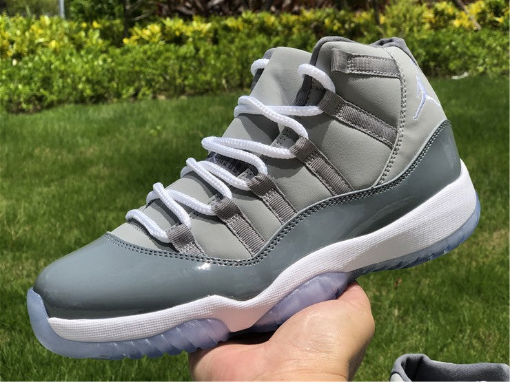 Jordan 11 - Cool Grey