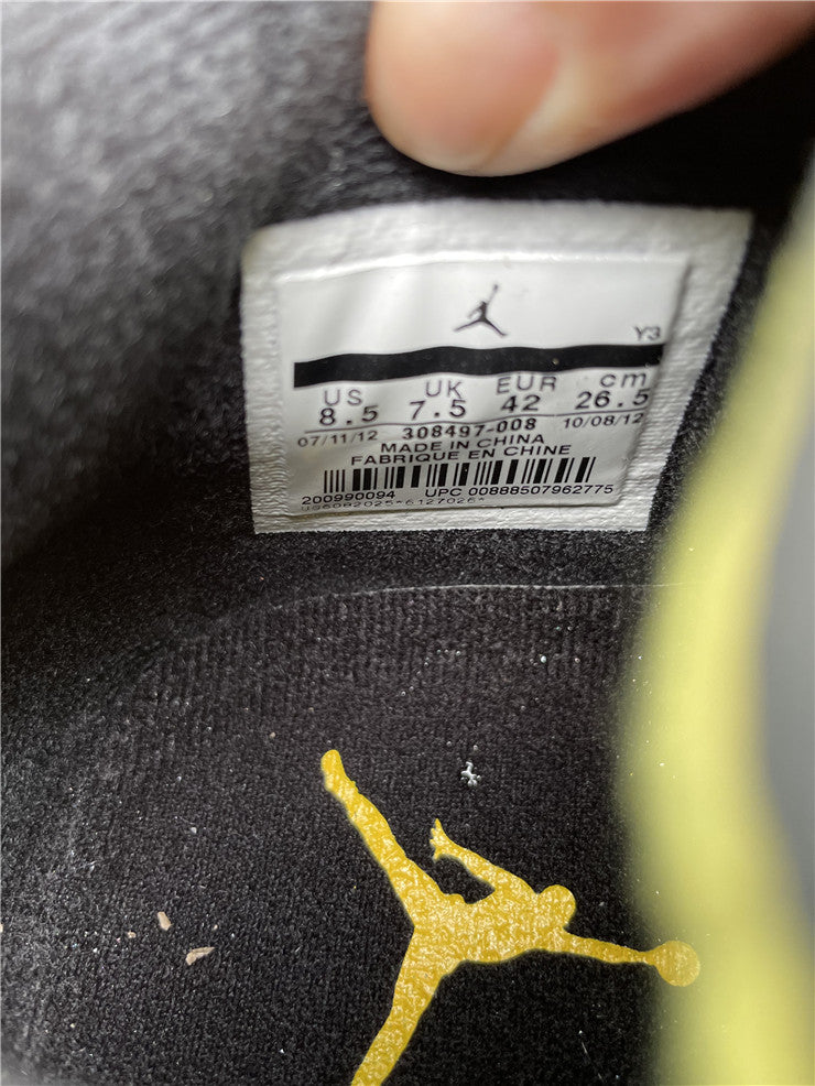Jordan 4 - Thunder