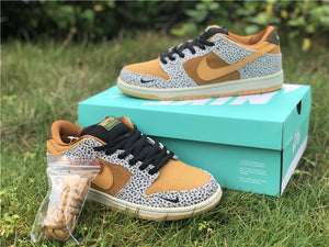 Nike SB Dunk Low - Safari