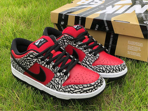 Nike SB Dunk Low - Supreme Elephant