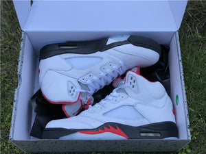 Jordan 5 - Fire Red Silver Tongue