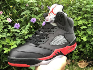 Jordan 5 - Satin Bred