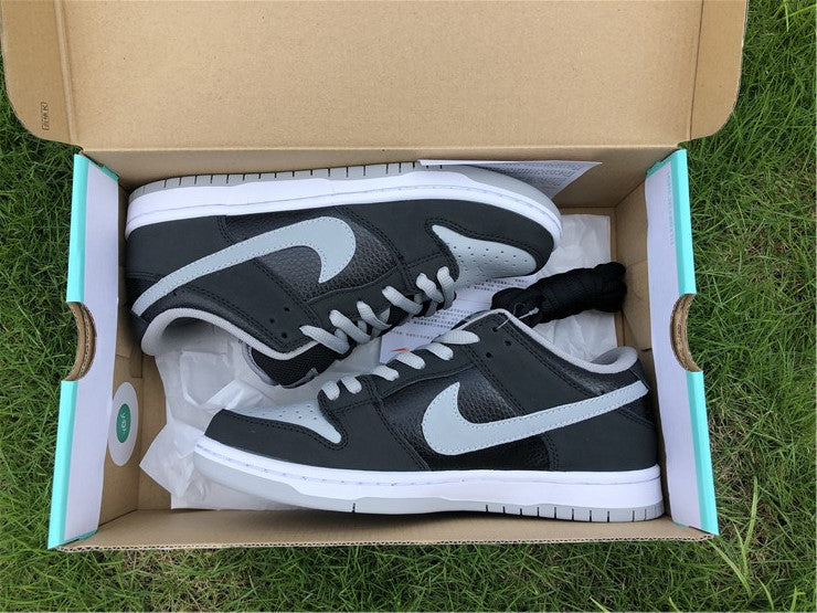 Nike SB Dunk Low - Blk Grey White