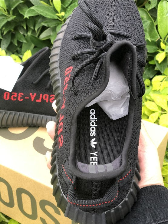 Yeezy 350 - Bred v2