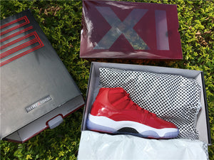 Jordan 11 - Gym Red