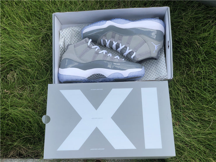 Jordan 11 - Cool Grey