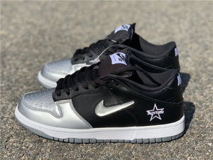 Nike SB Dunk Low - Supreme Silvers