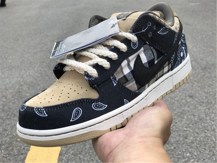 Nike SB Dunk Low - Travis Scott