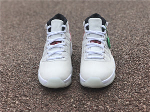 Jordan 11 - Platinum Tint