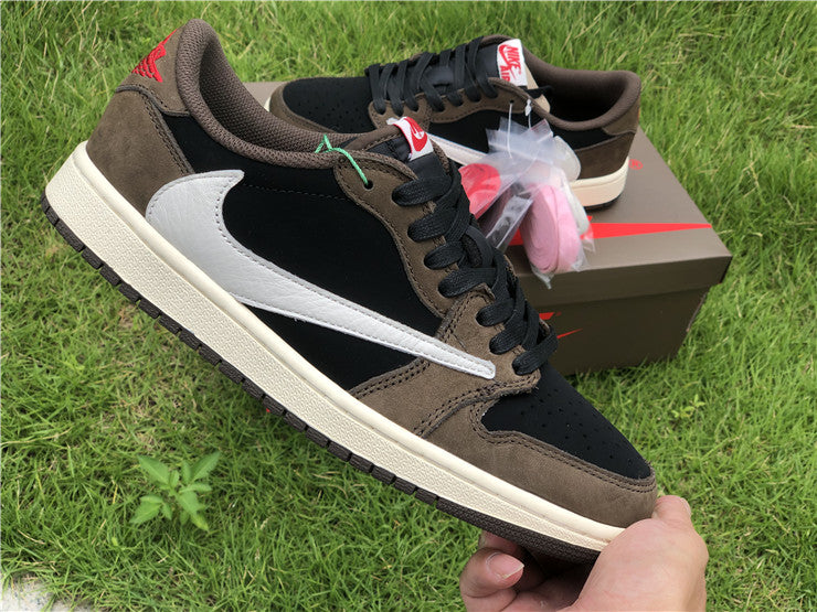 Jordan 1 Low TS - Mochas