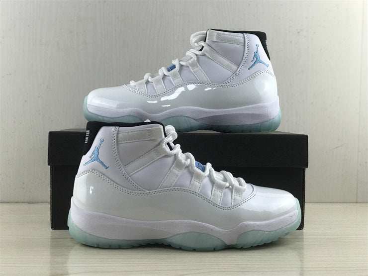 Jordan 11 - Reverse UNC