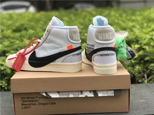 Blazer 77 Off White - White