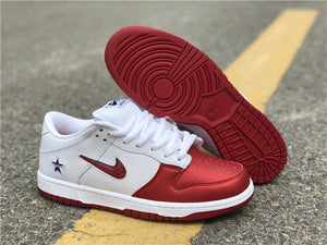 Nike SB Dunk Low - Supreme Red