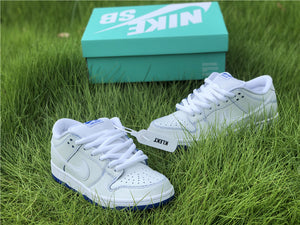 Nike SB Dunk Low - Platinum