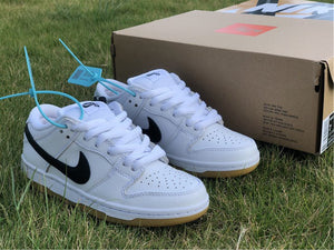 Nike SB Dunk Low - White