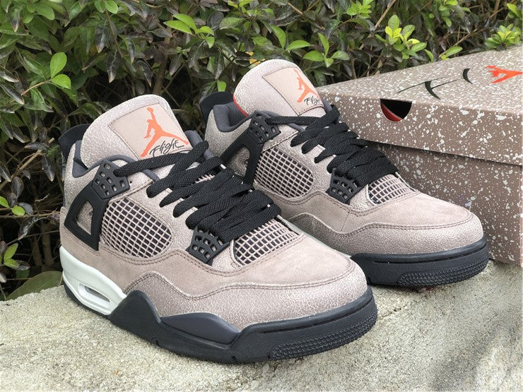 Jordan 4 - Taupe