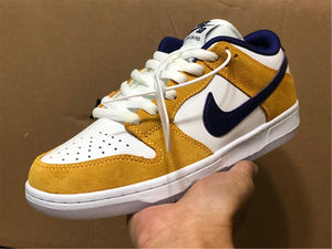 Nike SB Dunk Low - Laser Orange