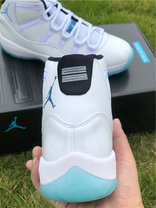 Jordan 11 - Legend Blue