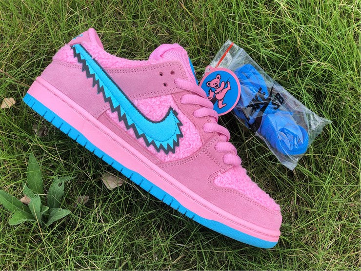 Nike SB Dunk Low - Dead Bears Pink