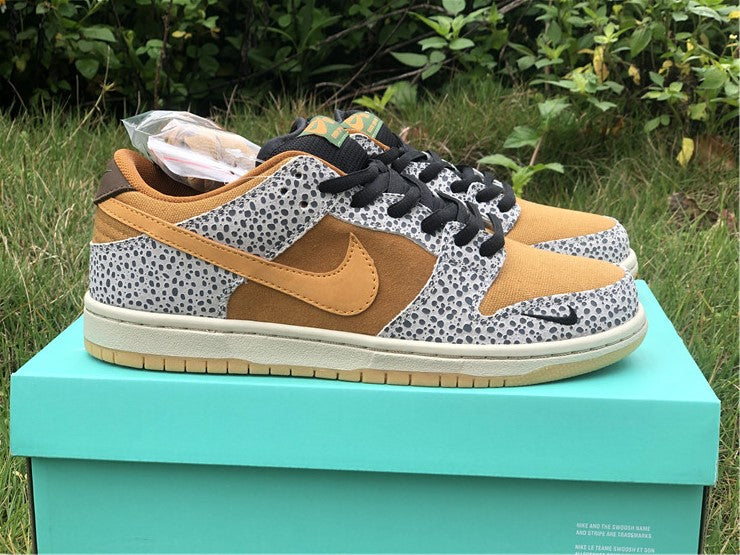 Nike SB Dunk Low - Safari