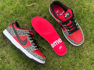 Nike SB Dunk Low - Supreme Elephant