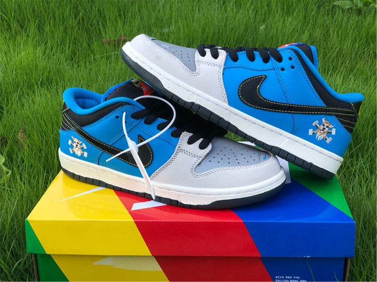 Nike SB Dunk Low - Instant