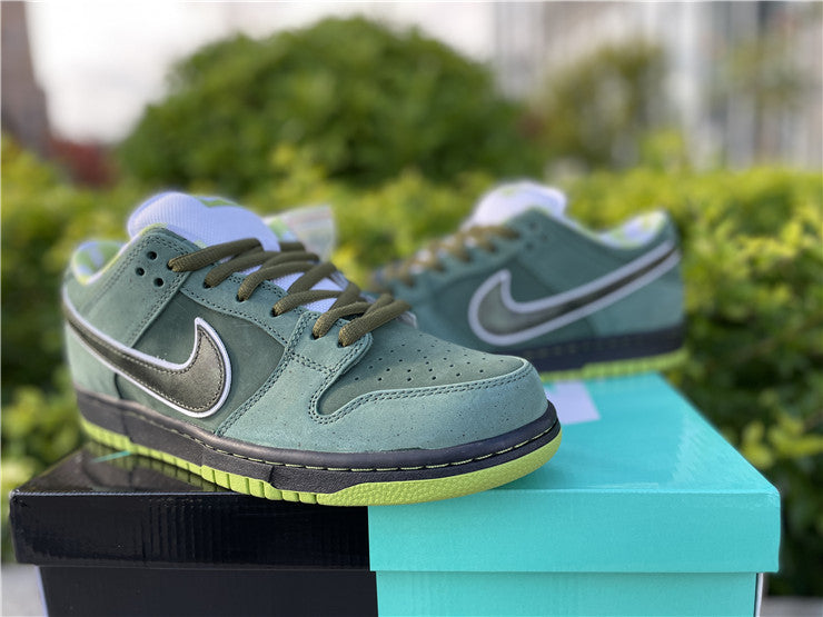 Nike SB Dunk Low - Green Lobster