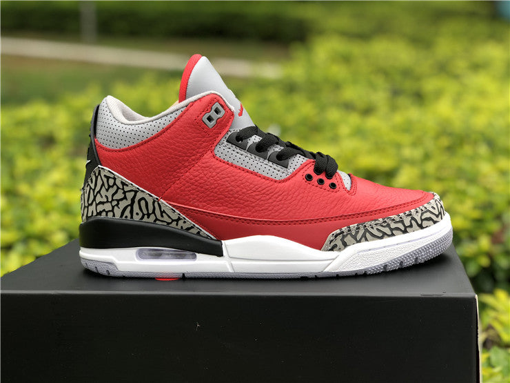 Jordan 3 - Red Cement