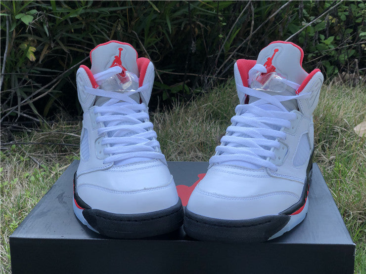 Jordan 5 - Fire Red Silver Tongue