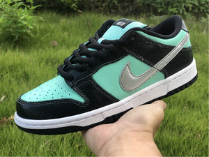 Nike SB Dunk Low - Tiffany’s