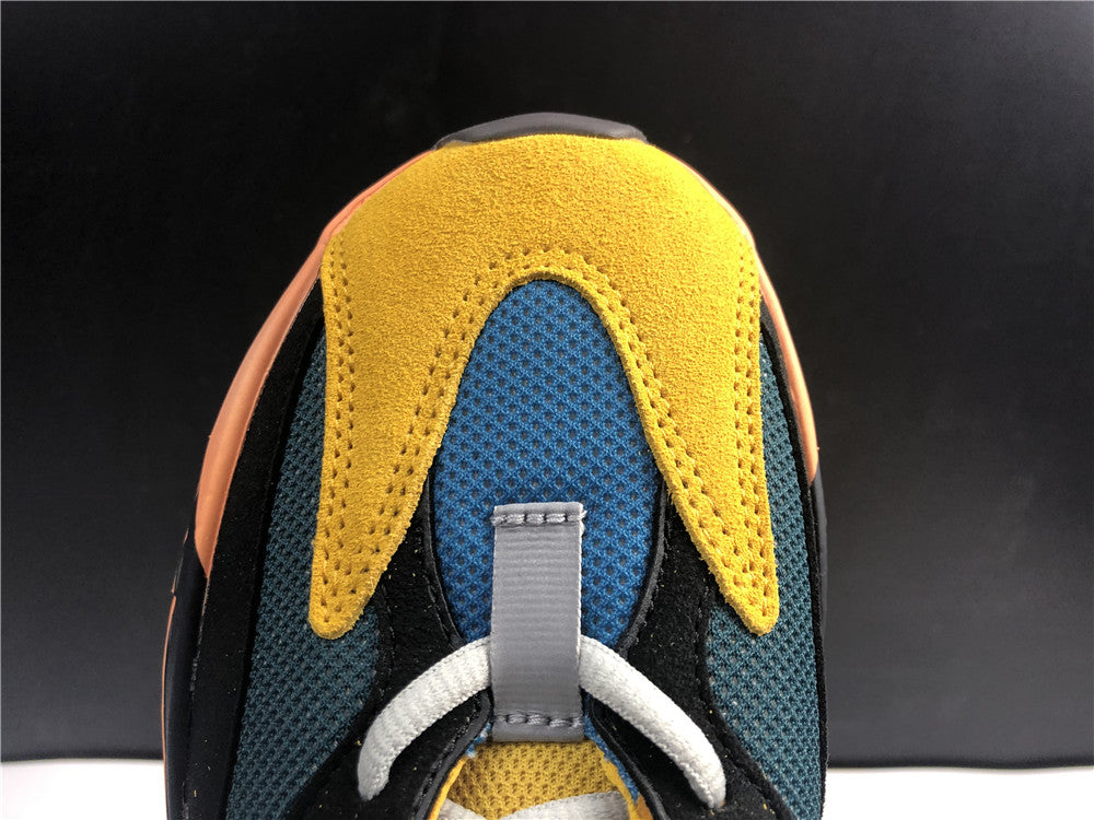Yeezy 700 - Sun
