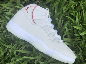 Jordan 11 - Platinum Tint