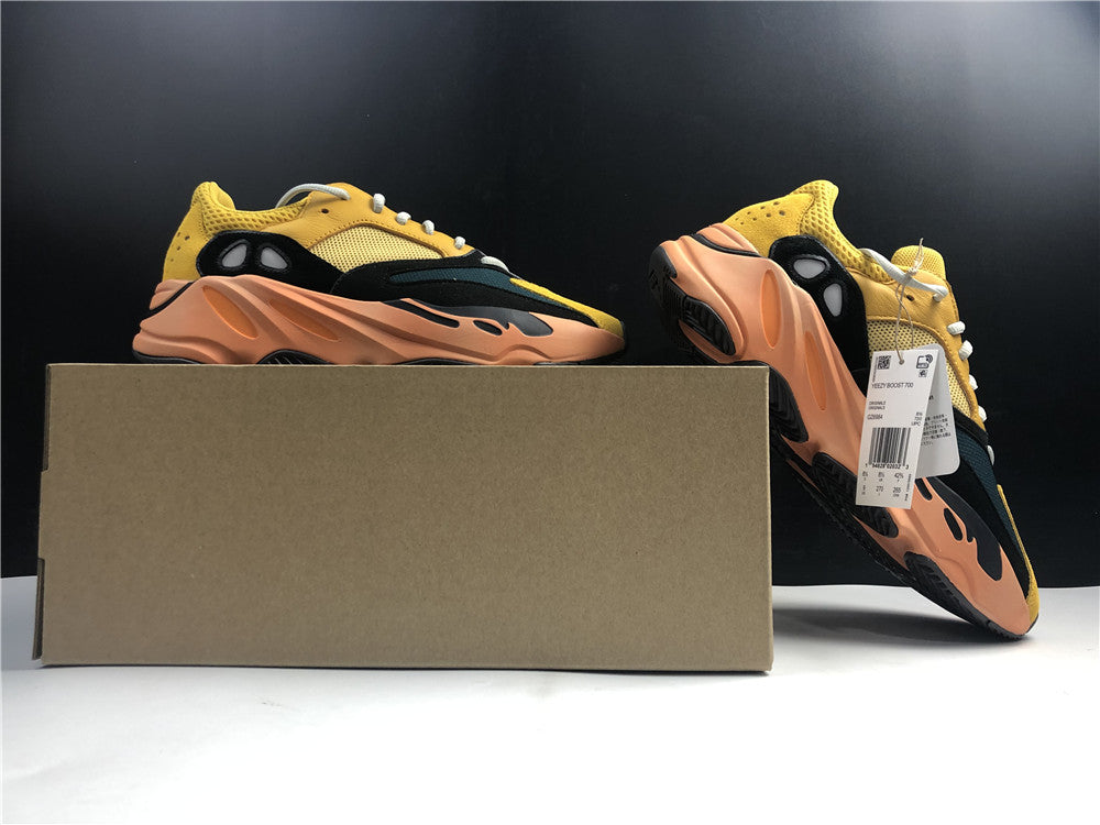 Yeezy 700 - Sun