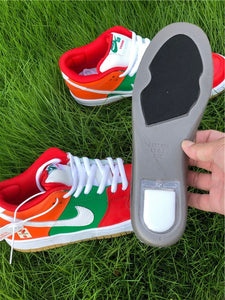 Nike SB Dunk Low - 7 Eleven