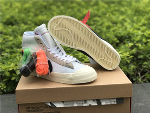 Blazer 77 Off White - White