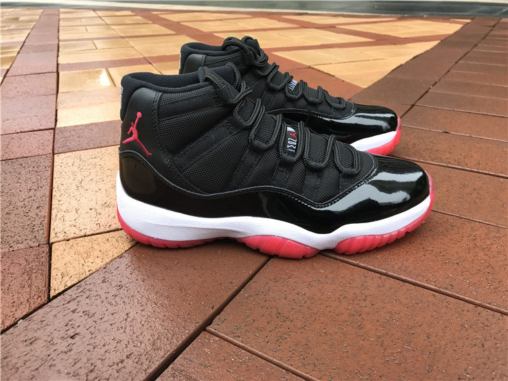 Jordan 11 - Bred