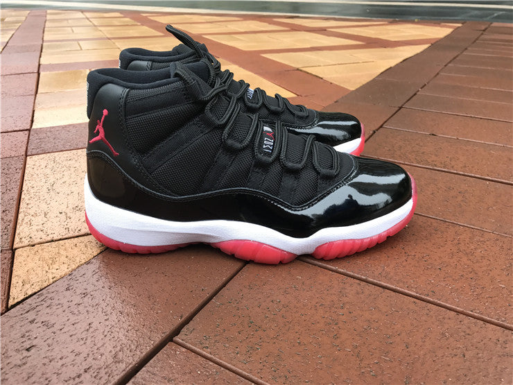 Jordan 11 - Bred