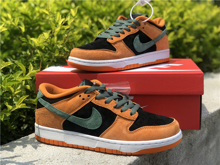 Nike Dunk Low - Ceramic