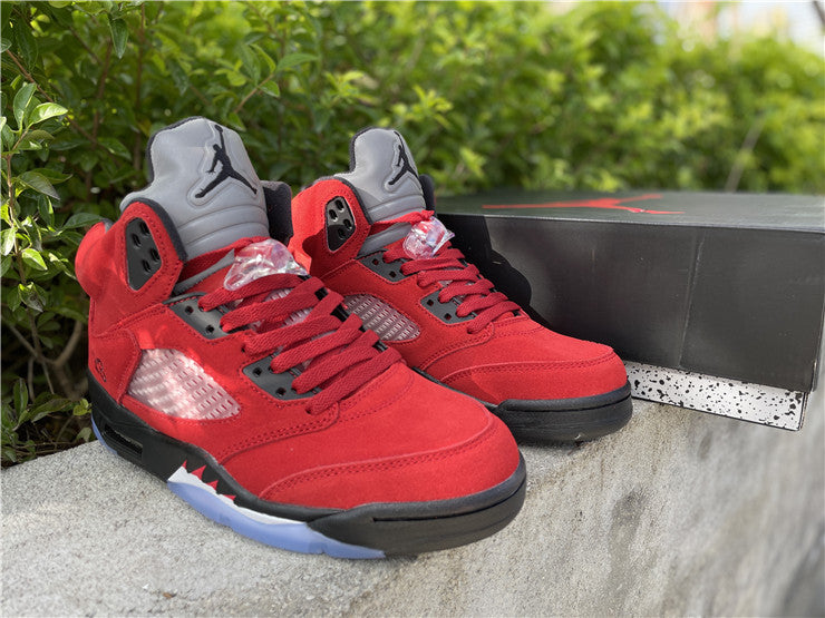 Jordan 5 - Raging Bull