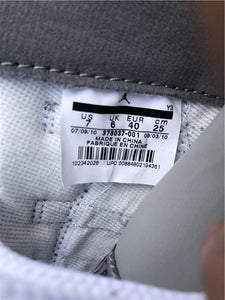 Jordan 11 - Cool Grey