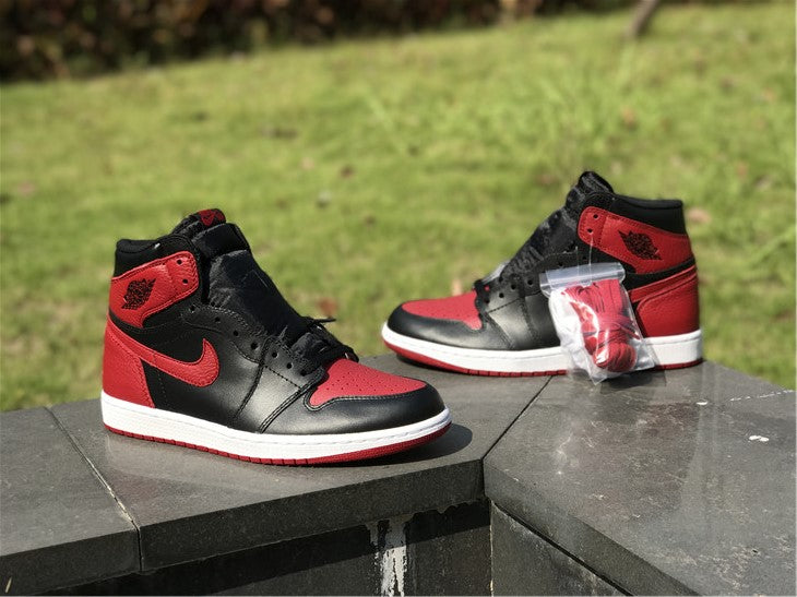 Jordan 1 High - Banned