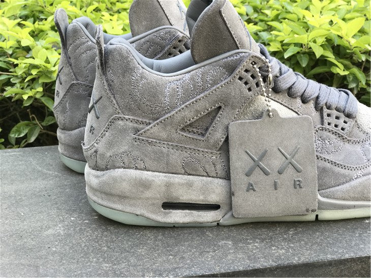 Jordan 4 Kaws - Cool Gray