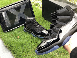 Jordan 11 - Cap & Gown