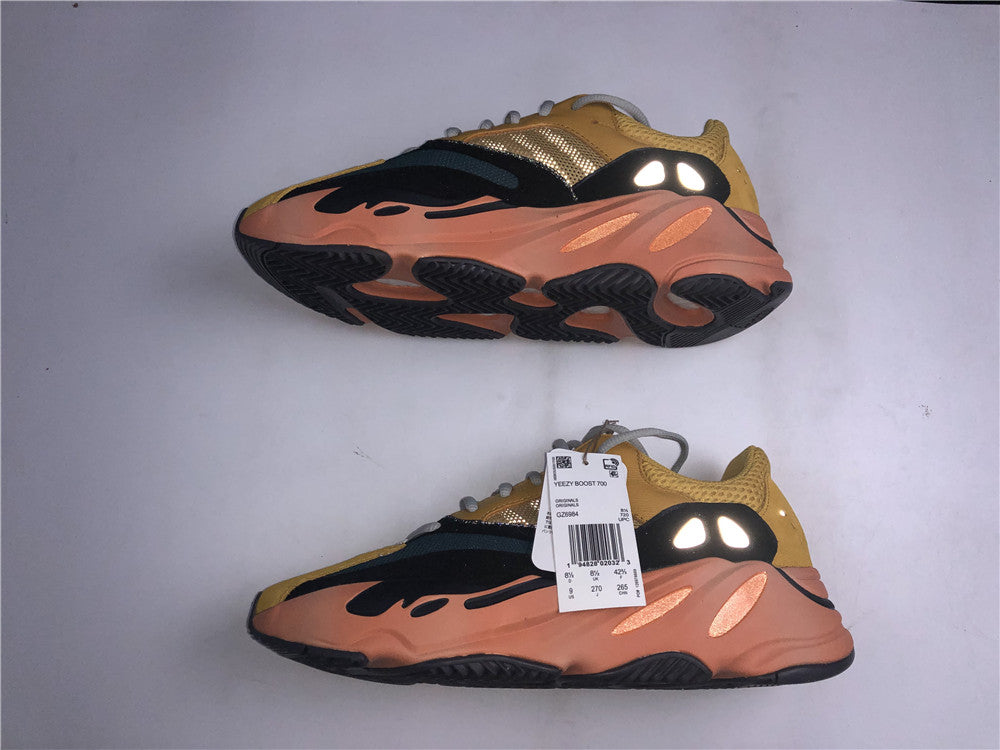 Yeezy 700 - Sun