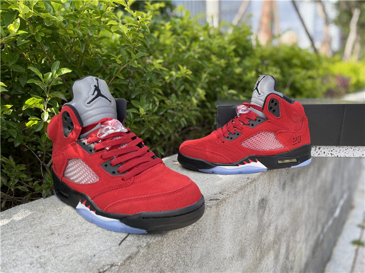 Jordan 5 - Raging Bull