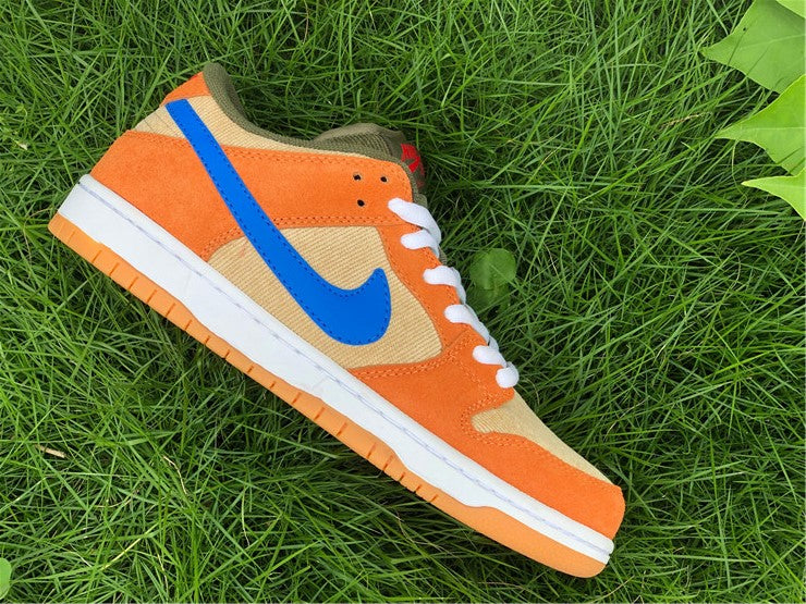 Nike SB Dunk Low - Orange Sherbert