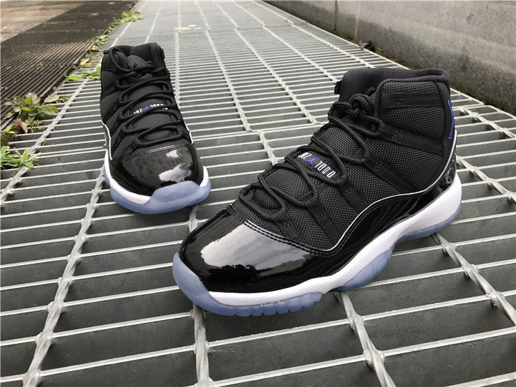 Jordan 11 - Space Jam